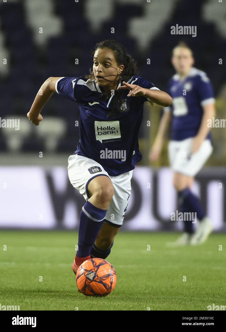 Sakina Diki Ouzraoui d'Anderlecht se bat pour le ballon lors d'un match de football entre le club belge RSC Anderlecht et l'équipe kazakhe WFC BIIK-Kazygurt, le jeudi 12 septembre 2019 à Bruxelles, première étape du Round 32 du tournoi de la Ligue des champions de l'UEFA pour les femmes. BELGA PHOTO JOHN THYS Banque D'Images