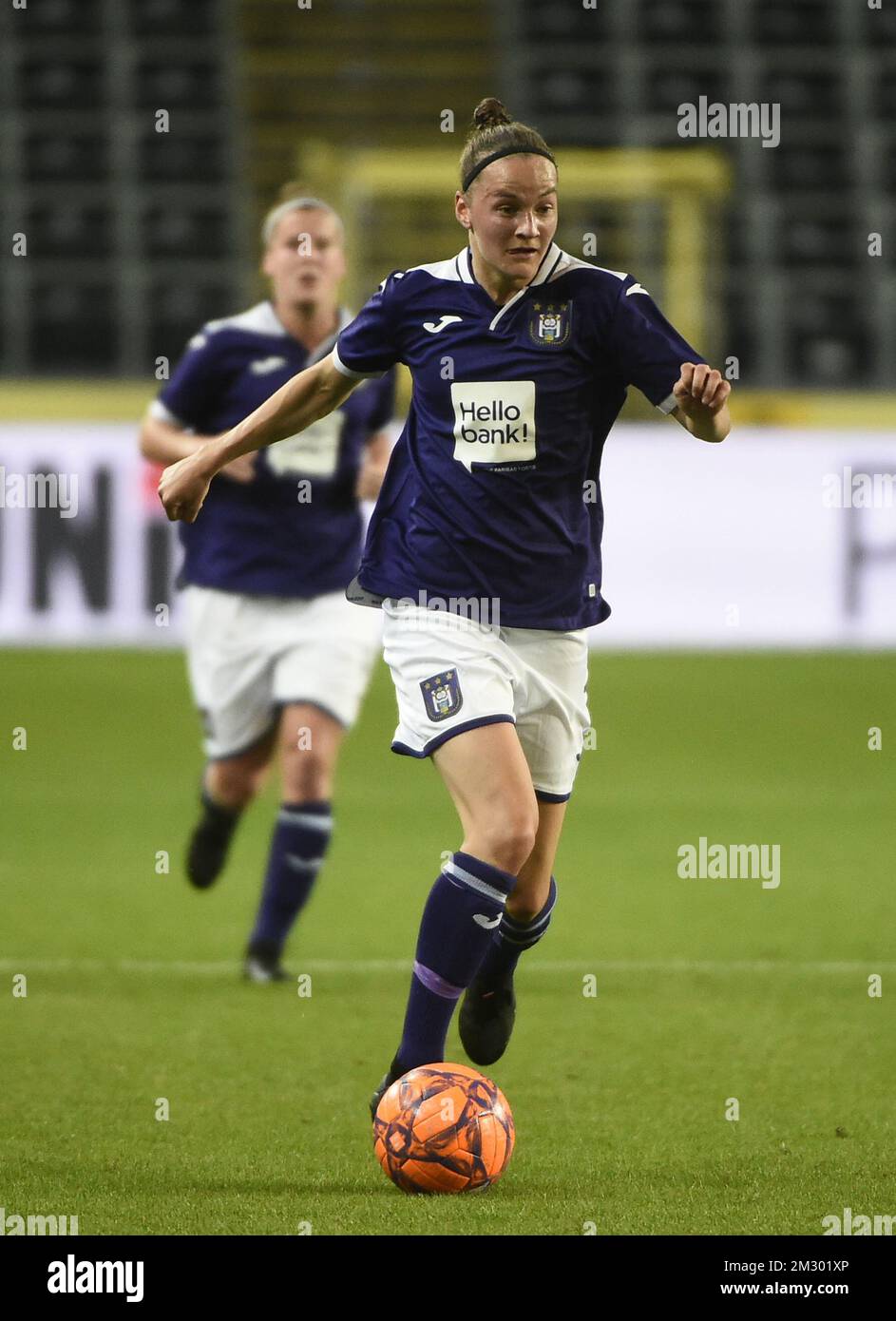 Elke Van Gorp d'Anderlecht contrôle le ballon lors d'un match de football entre le club belge RSC Anderlecht et l'équipe kazakhstani WFC BIIK-Kazygurt, jeudi 12 septembre 2019 à Bruxelles, première étape du Round 32 du tournoi de la Ligue des champions de l'UEFA pour les femmes. BELGA PHOTO JOHN THYS Banque D'Images