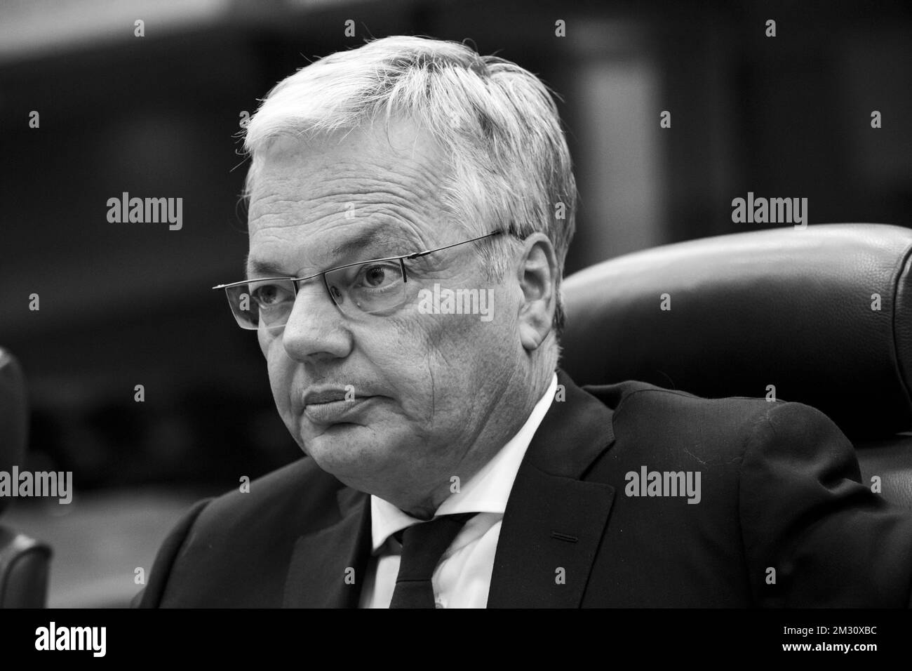Didier Reynders DE M. photographié lors d'une conférence de presse après une réunion avec le roi au Palais Royal à Bruxelles, le lundi 07 octobre 2019, après les élections régionales, fédérales et européennes du 26 mai. Vande Lanotte et Reynders ont été nommés informateurs. Ils rencontrent le roi pour la septième fois. BELGA PHOTO HATIM KAGHAT Banque D'Images