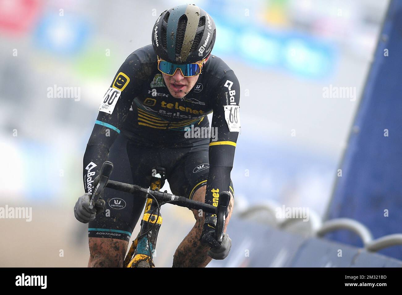 Le Belge Andreas Goeman franchit la ligne d'arrivée à la course U23 du GP Sven Nys, la sixième étape du concours DVV Trophy Cyclocross, mercredi 01 janvier 2020 à Baal, Belgique. BELGA PHOTO DAVID STOCKMAN Banque D'Images