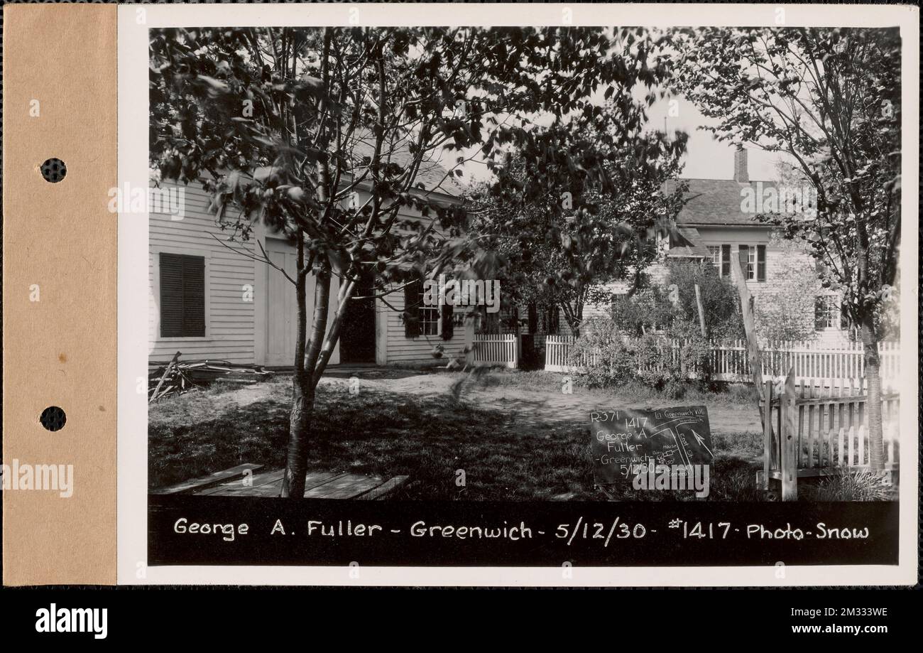 George A. Fuller, maison, grange, Greenwich Village, Greenwich, Masse, 12 mai 1930 : Numéro de parcelle 371-33, Lottie J. Fuller , ouvrages d'eau, réservoirs, ouvrages de distribution d'eau, immobilier, bâtiments résidentiels, granges Banque D'Images