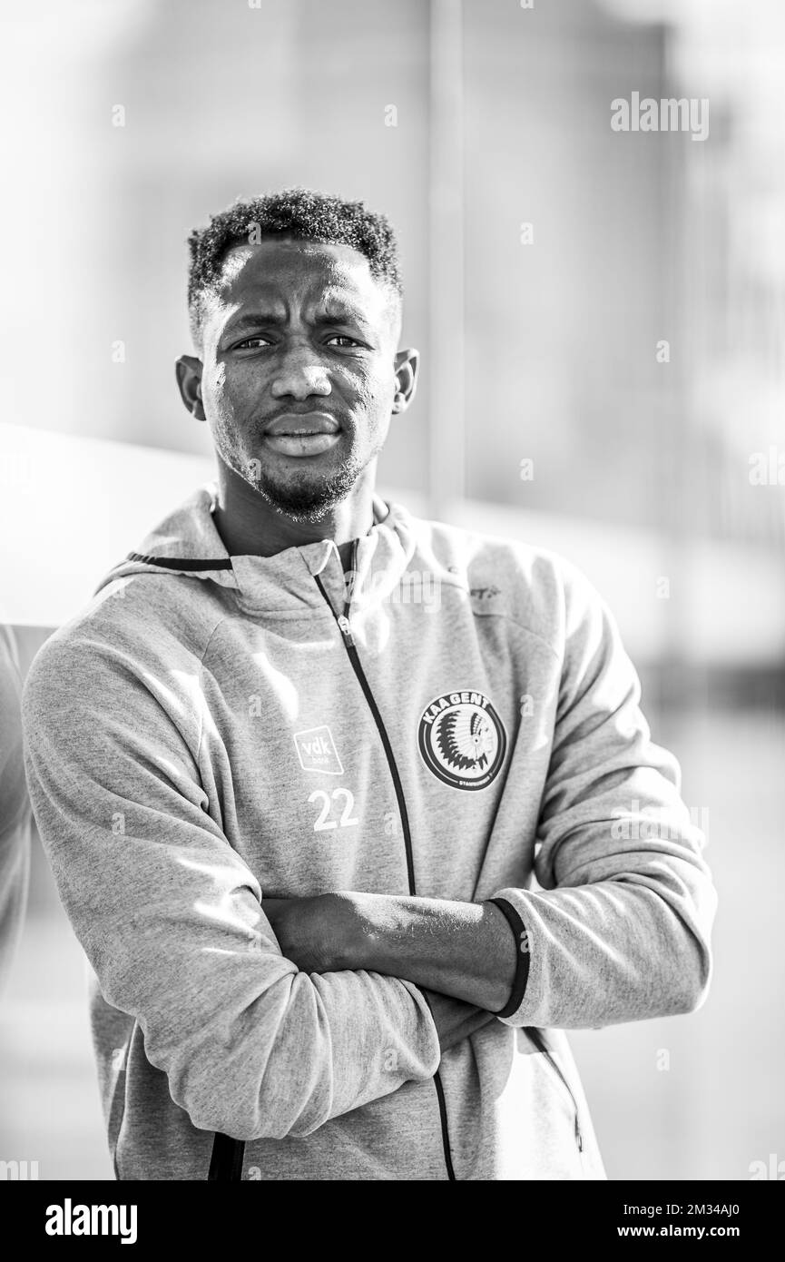 Sulayman Marreh, de Gent, pose pour le photographe après une conférence de presse de l'équipe belge de football KAA Gent, mardi 26 janvier 2021 à Gent, avant le 22 jour du championnat belge de football de la « Jupiler Pro League ». BELGA PHOTO JASPER JACOBS Banque D'Images