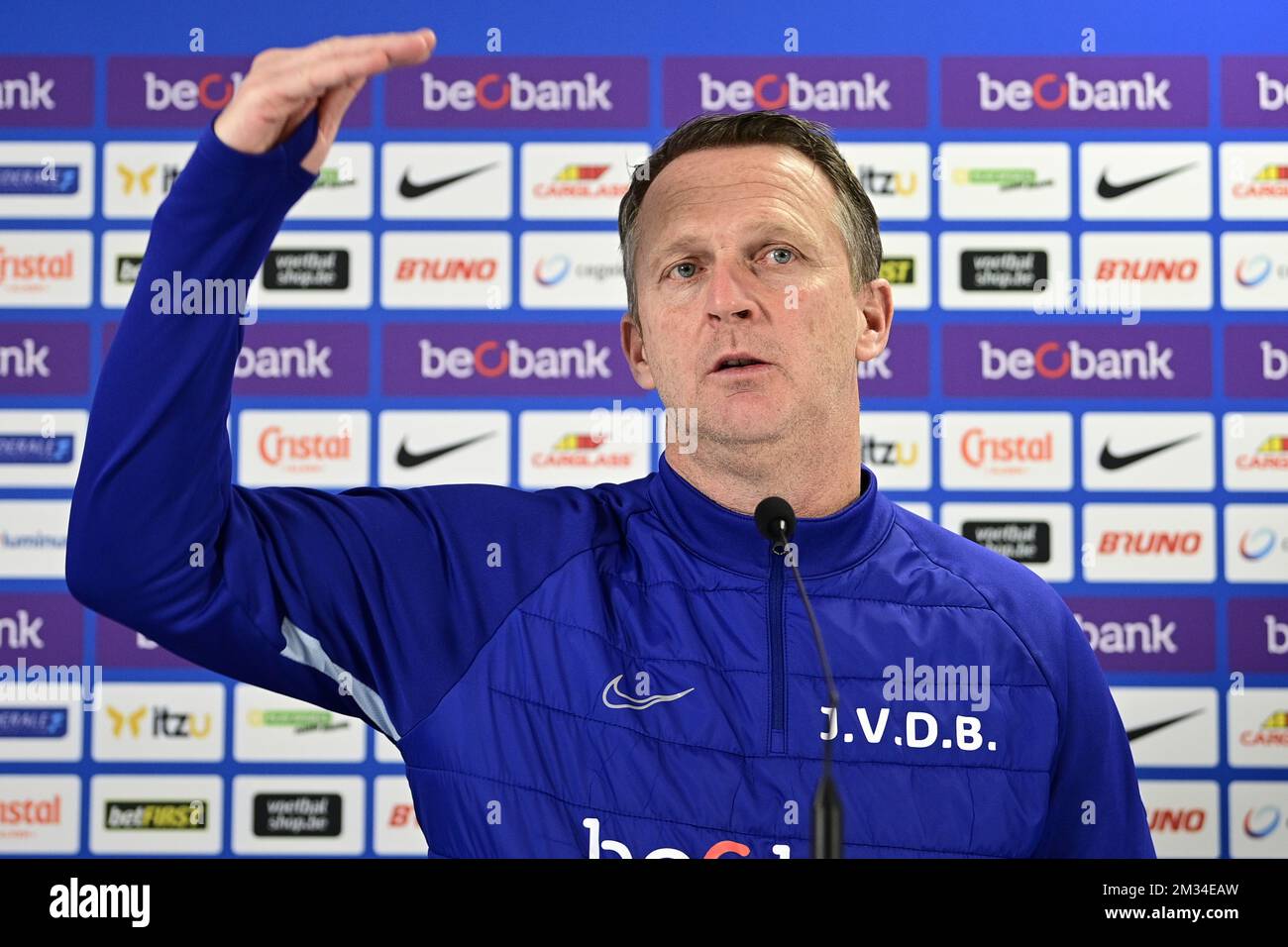 John van den Bromm, entraîneur-chef de Genk, photographié lors d'une conférence de presse de l'équipe belge de football KRC Genk, mardi 09 février 2021 à Genk, avant le match de huit finales de la coupe belge. BELGA PHOTO YORICK JANSENS Banque D'Images