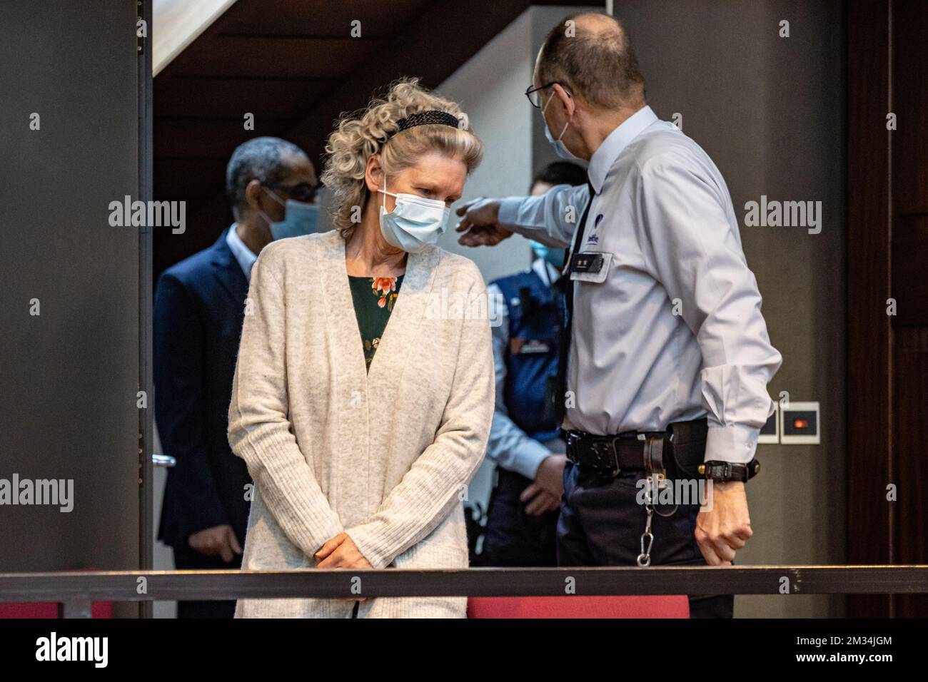 L'accusé Hilde Van Acker photographié au cours d'une session de Le second  est le procès de Jean-Claude Lacote (54) et Sa femme belge Hilde Van Ack  Photo Stock - Alamy