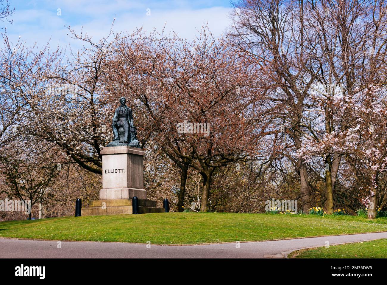 Statue à Ebenezer Elliott dans Weston Park. Ebenezer Elliott était un poète anglais, connu sous le nom de Corn Law rhymer pour son chef de combat pour abroger le Banque D'Images