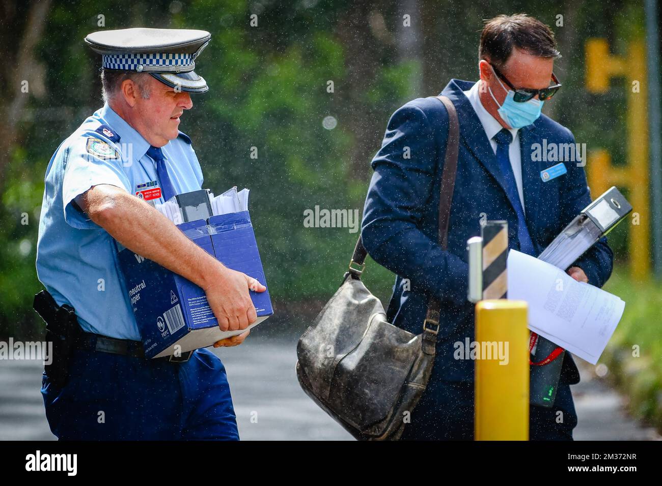 La police de la Nouvelle-Galles du Sud arrive pour le début d'une nouvelle enquête sur le coroner de la province de la Nouvelle-Galles du Sud, concernant la disparition de Theo Hayez, un étudiant belge qui voyageait dans la région, à Byron Bay, en Australie, le lundi 29 novembre 2021. Hayez a été vu pour la dernière fois en quittant le club de nuit de Cheeky Monkey à Byron Bay, Nouvelle-Galles du Sud sur 31 mai 2019. BELGA PHOTO PATRICK HAMILTON Banque D'Images