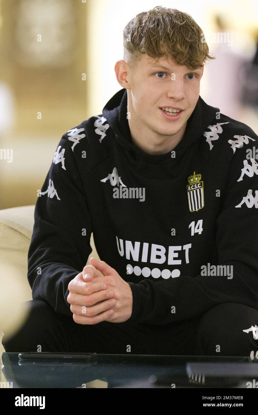 Nauris Petkevicius de Charleroi photographié lors d'une session d'entraînement au camp d'entraînement d'hiver de l'équipe belge de football Sporting Charleroi à Antalya, Turquie, lundi 10 janvier 2022. BELGA PHOTO NICOLAS LAMBERT Banque D'Images