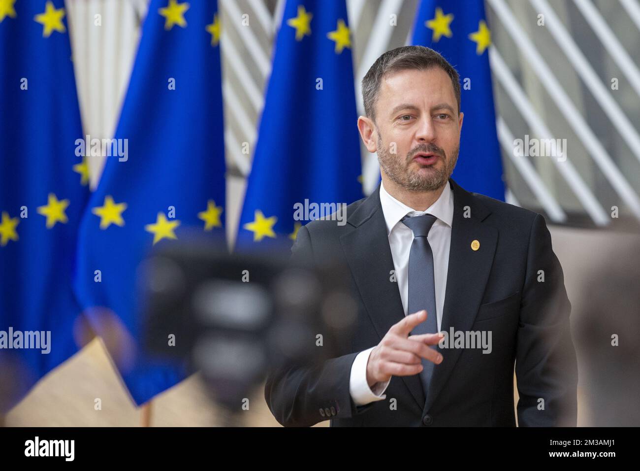 Slovaquie le Premier ministre Eduard Heger arrive au sommet du conseil européen, à Bruxelles, le vendredi 24 juin 2022. Les dirigeants de l'UE se réuniront à Bruxelles pour discuter de la COVID-19, de la transformation numérique, des prix de l'énergie, des migrations, du commerce et des relations extérieures. BELGA PHOTO NICOLAS MATERLINCK Banque D'Images