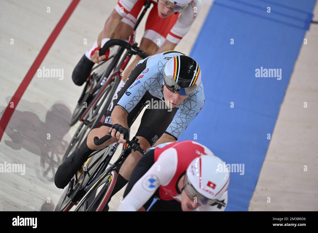 Fabio Van den Bossche, Belge, photographié en action lors de la partie course de points de l'Omnium masculin, lors des Championnats d'Europe de cyclisme sur piste Munich 2022, à Munich, en Allemagne, le lundi 15 août 2022. La deuxième édition des Championnats d'Europe du sport se déroule du 11 au 22 août et compte neuf sports. BELGA PHOTO ERIC LALMAND Banque D'Images