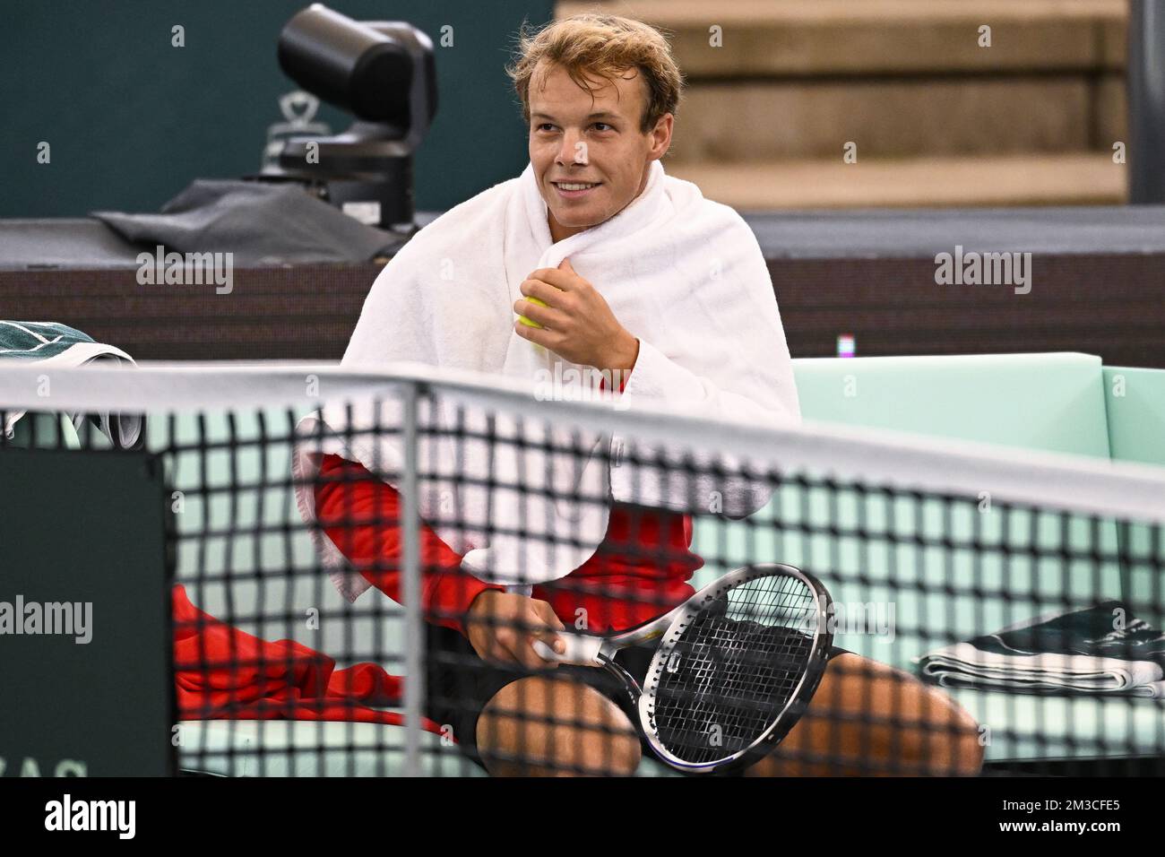 Michael Geerts Belge photographié lors d'une session d'entraînement de l'équipe belge lors de la phase de groupe de la finale de la coupe Davis 2022, vendredi 16 septembre 2022, à Hambourg, en Allemagne. La Belgique se disputera du 13 au 18 septembre contre l'Australie, l'Allemagne et la France dans le groupe C. BELGA PHOTO LAURIE DIEFFEMBACQ Banque D'Images