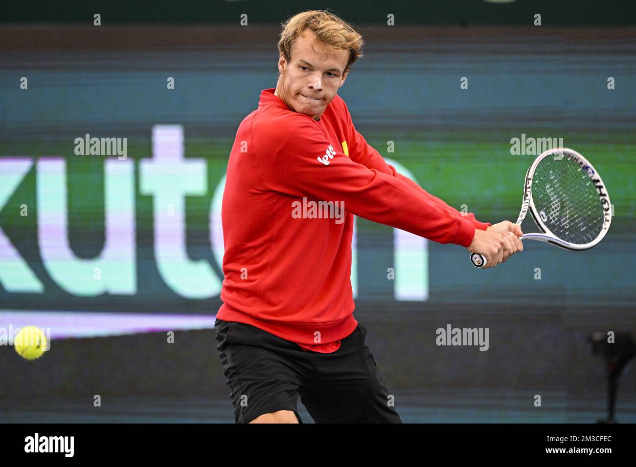 Michael Geerts Belge photographié en action lors d'une session de formation de l'équipe belge lors de la phase de groupe des finales de la coupe Davis 2022, vendredi 16 septembre 2022, à Hambourg, en Allemagne. La Belgique se disputera du 13 au 18 septembre contre l'Australie, l'Allemagne et la France dans le groupe C. BELGA PHOTO LAURIE DIEFFEMBACQ Banque D'Images