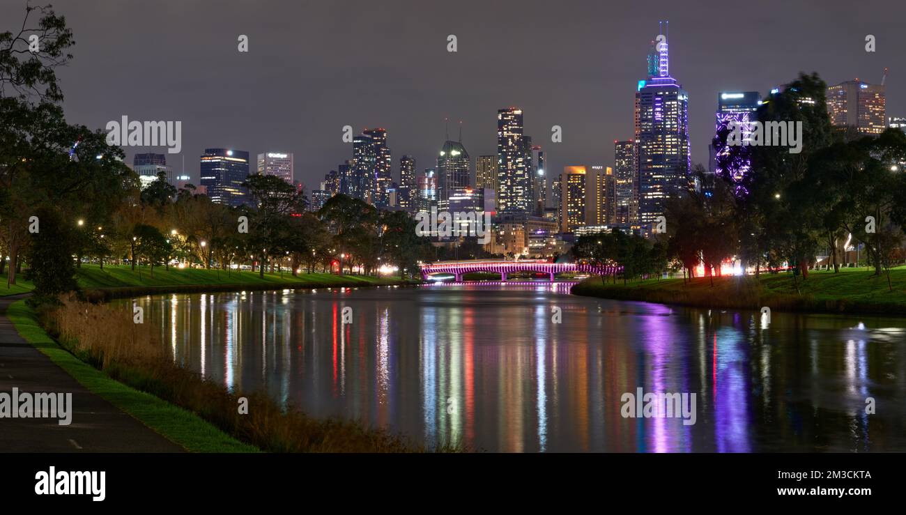 Panorama nocturne de Melbourne Banque D'Images