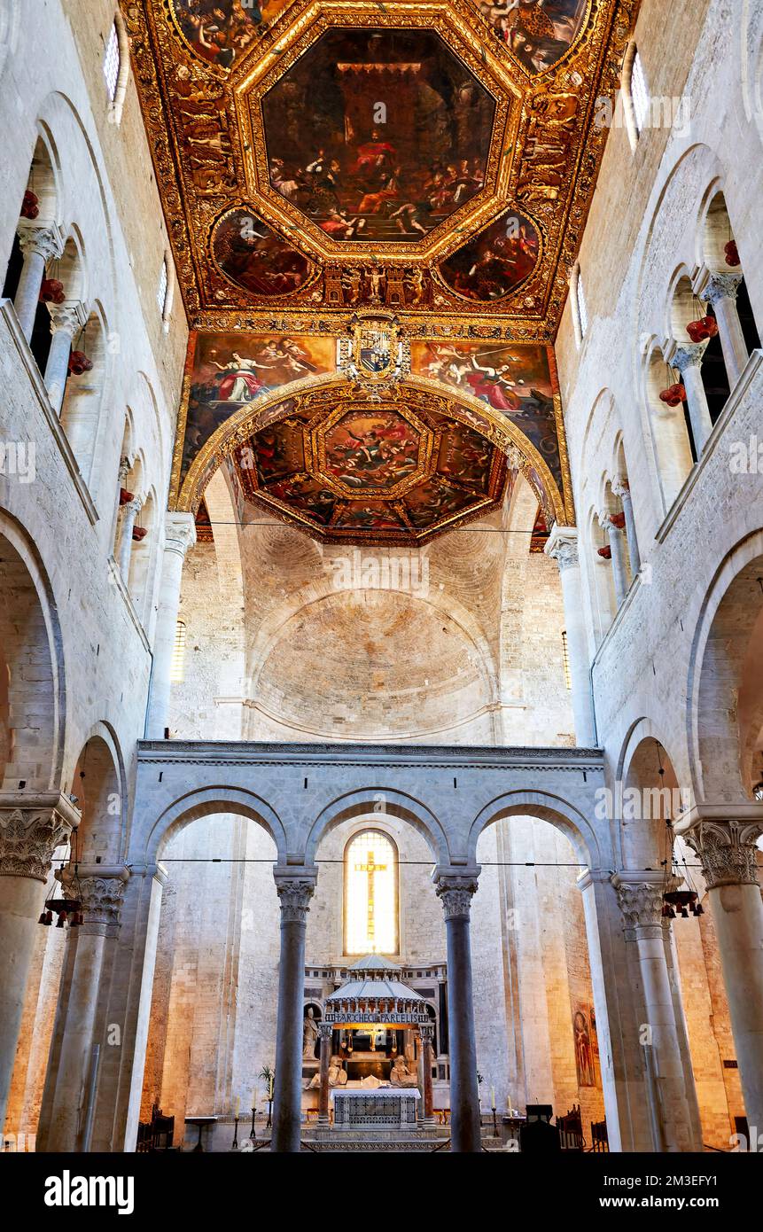 Pouilles Italie. Bari. La basilique pontificale de Saint-Nicolas Banque D'Images