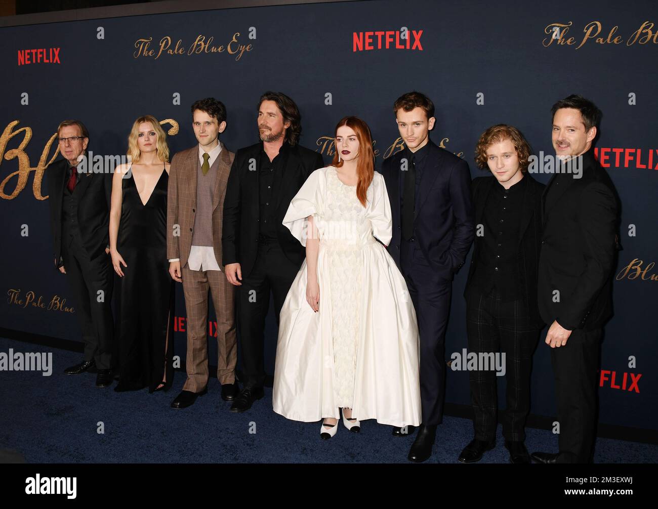 LOS ANGELES, CALIFORNIE - DÉCEMBRE 14 : Timothy Spall, Hadley Robinson, Harry Melling, Christian Bale, Lucy Boynton, Harry Lawtey, Fred Hechinger, Écosse Banque D'Images