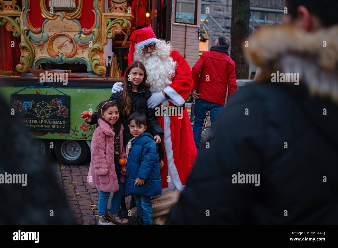Essen. ALLEMAGNE. 13 DÉCEMBRE 2022. Le marché de Noël en Allemagne