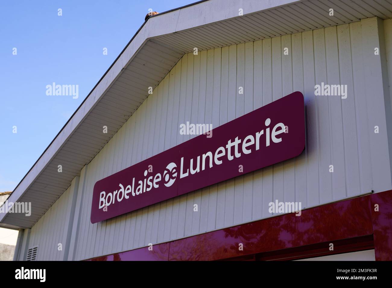 Bordelaise de lunetterie Banque de photographies et d images a haute resolution Alamy