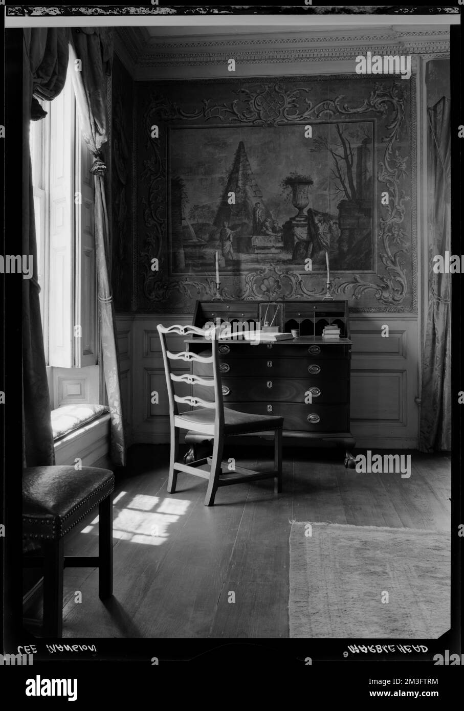 Marblehead, Massachusetts: Lee Mansion , éléments architecturaux, intérieurs, Fonds d'écran, bureaux. Collection de négatifs photographiques Samuel Chamberlain Banque D'Images