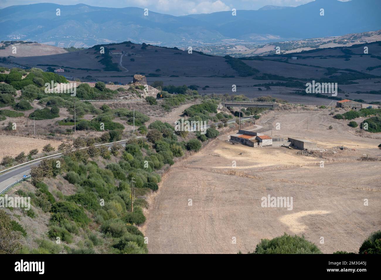 Paysage Sardaigne près de l'ancien village Castelsardo. Banque D'Images