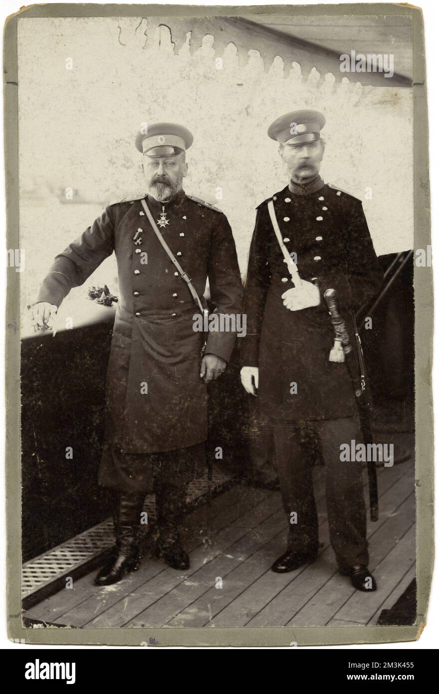 Roi Édouard VII en uniforme russe Banque D'Images