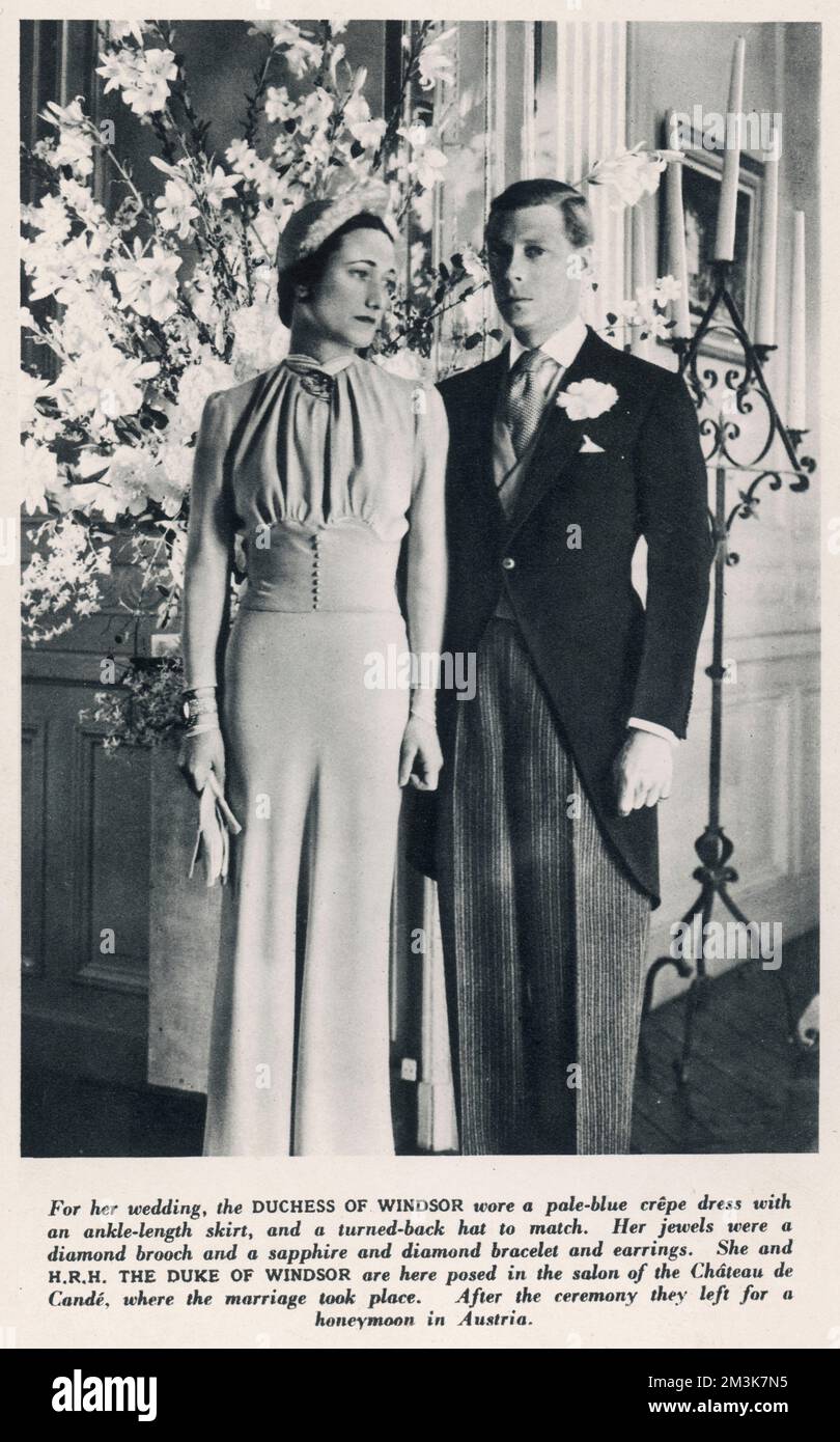 Le duc et la duchesse de Windsor photographiés dans le salon du Château de Cande, où ils se sont mariés en 1937. Le prince de Galles a abdiqué le trône pour épouser Wallis Simpson. Date: 1937 Banque D'Images