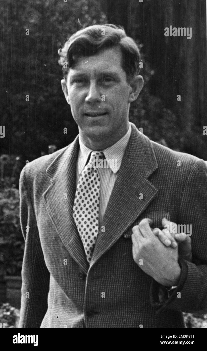 Geoffrey Dyson OBE, entraîneur national en chef pour la Grande-Bretagne en piste et sur le terrain de 1947 à 1961. Date: c.1955 Banque D'Images