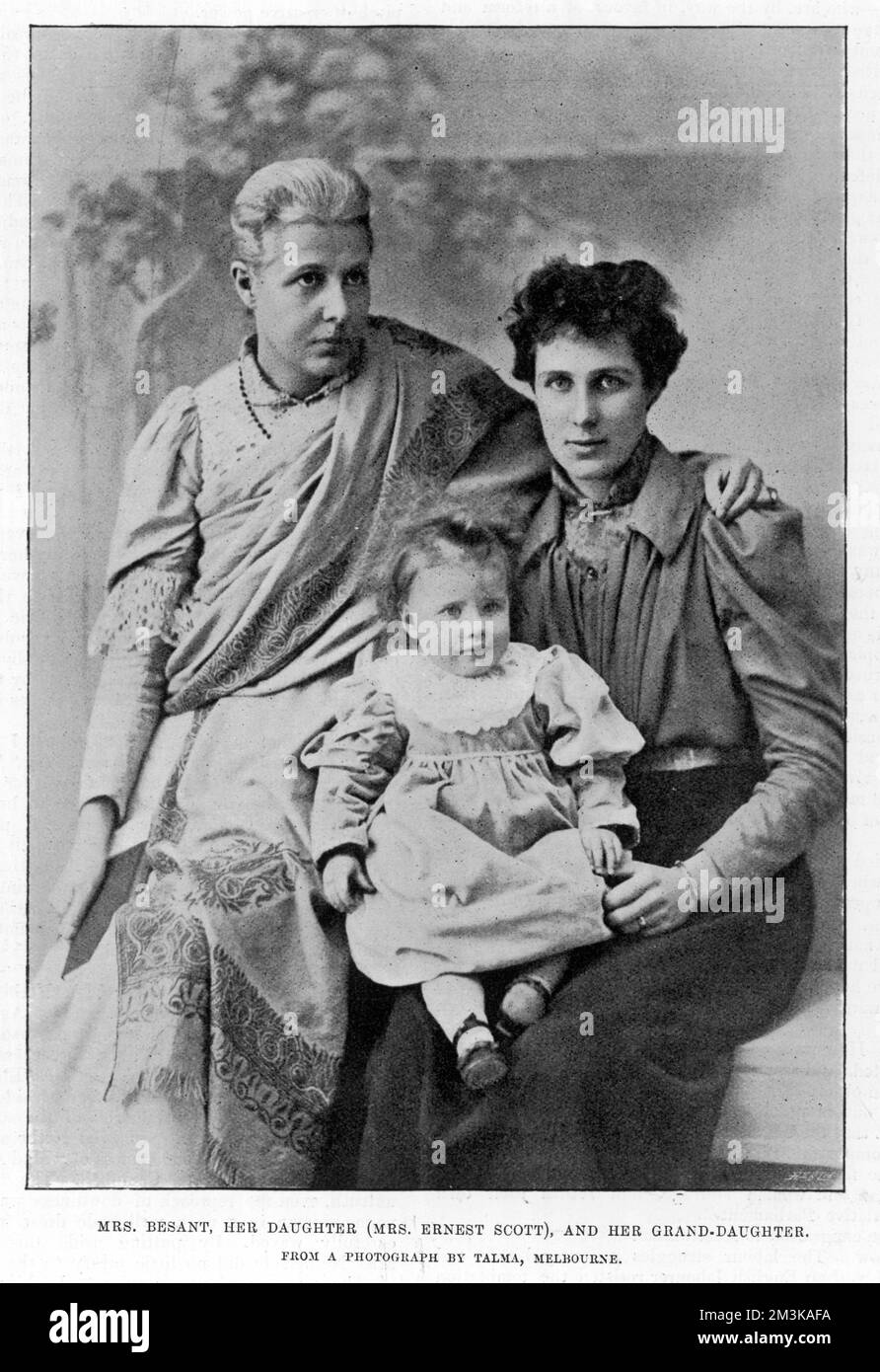 Annie Besant (1847-1933) réformateur social britannique, militante des droits des femmes et partisane du nationalisme indien, en photo avec sa fille Mable (Mme Ernest Scott) et sa petite-fille, Muriel. 1895 Banque D'Images