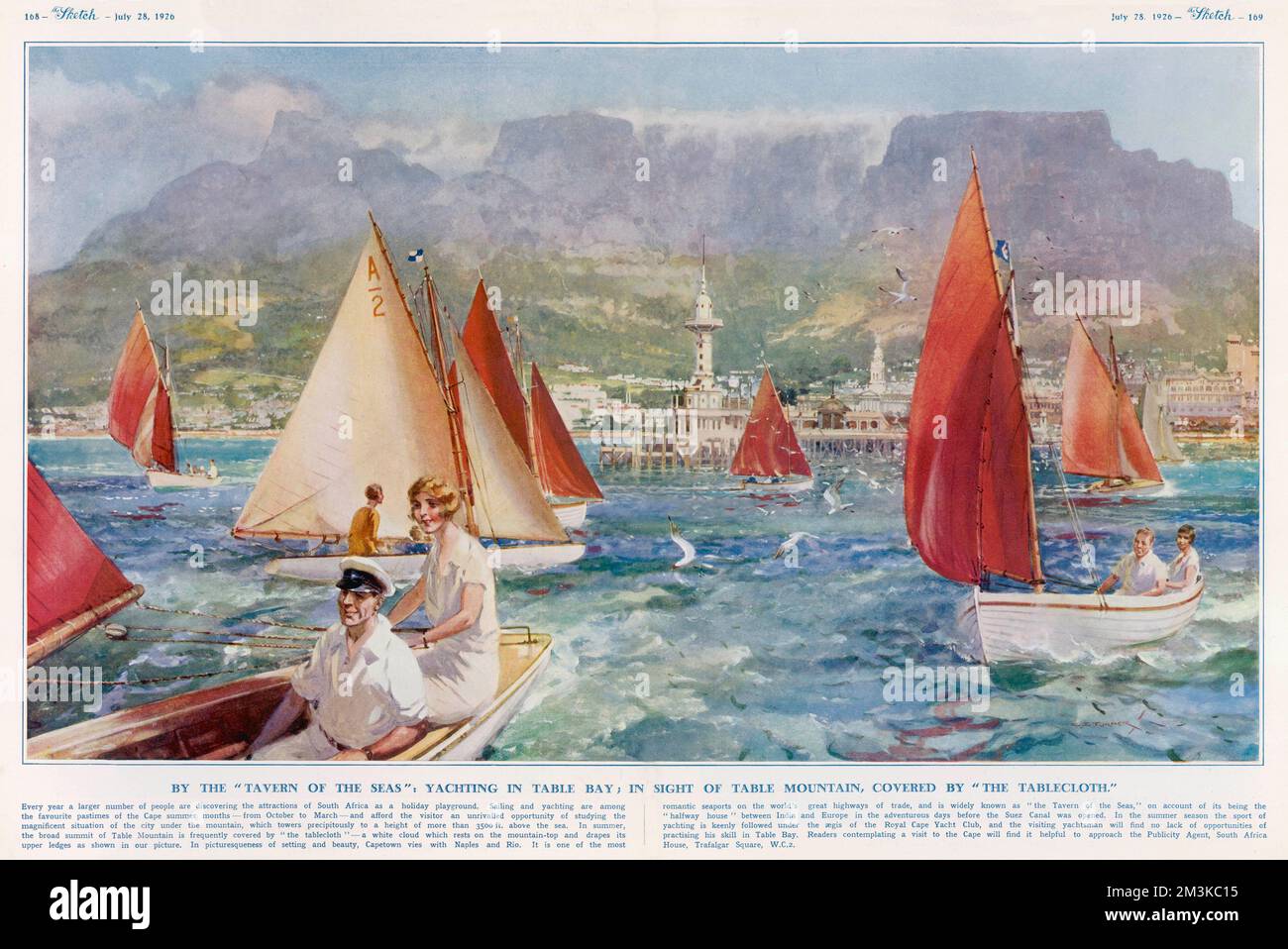 Une superbe vue sur la navigation de plaisance à Table Bay au large de Cape Town, en Afrique du Sud, avec le contour imposant de Table Mountain, enveloppé de brume, en arrière-plan. Date: 1926 Banque D'Images