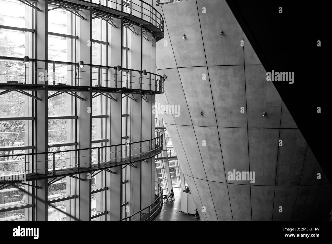 L'architecture du Centre national d'art de Tokyo, conçu par Kisho Kurokawa Banque D'Images