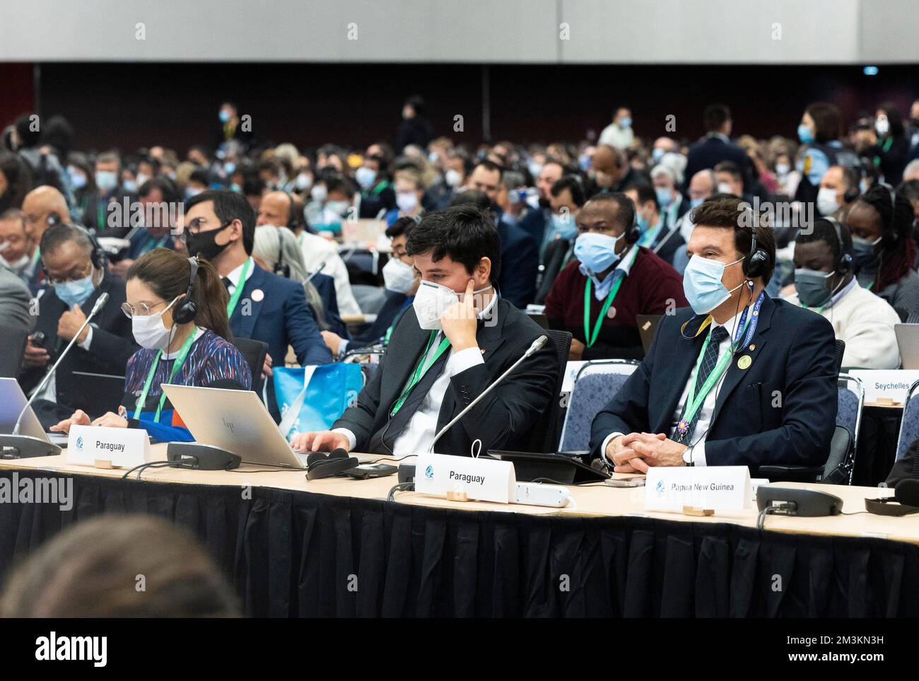 Montréal, Canada. 15th décembre 2022. Les participants assistent à la cérémonie d'ouverture du segment de haut niveau de la deuxième partie de la réunion de 15th de la Conférence des Parties à la Convention sur la diversité biologique (COP15) à Montréal, Canada, le 15 décembre 2022. Credit: Zou Zheng/Xinhua/Alamy Live News Banque D'Images