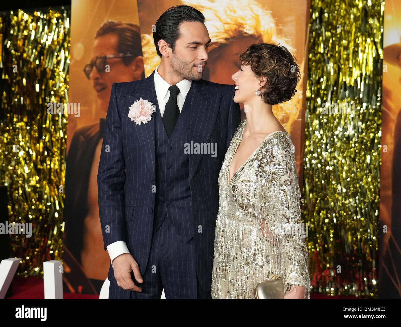 Los Angeles, États-Unis. 15th décembre 2022. (G-D) Diego Calva et Luciana Moreno arrivent à la première DE BABYLONE à Los Angeles, qui a eu lieu au Musée de l'Académie des images de mouvement à Los Angeles, CA, jeudi, ?15 décembre 2022. (Photo par Sthanlee B. Mirador/Sipa USA) crédit: SIPA USA/Alay Live News Banque D'Images