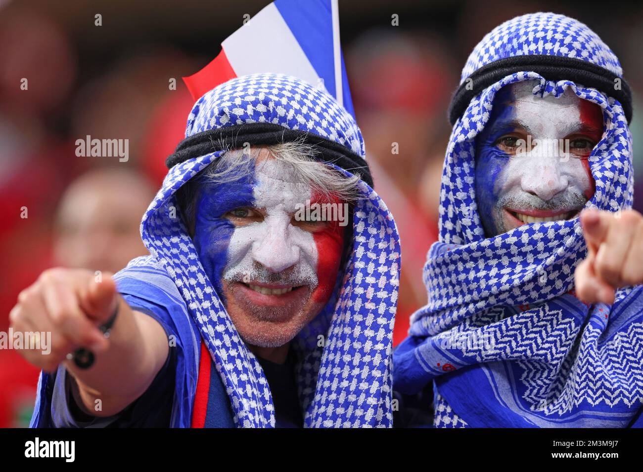 AL KHOR, QATAR - DÉCEMBRE 14 : coupe du monde de la FIFA, Qatar 2022 demi-finale match entre la France et le Maroc au stade Al Bayt sur 14 décembre 2022 à Al Khor, Qatar. Katar Frankreich - Marokko 2:0 fans de Frankreich Fussball WM 2022 au Qatar coupe du monde de football de la FIFA 2022 © diebilderwelt / Alay stock Banque D'Images