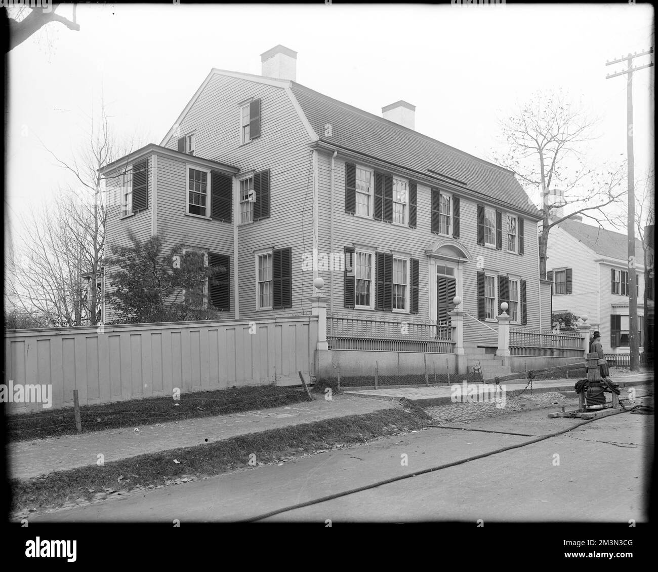 Portsmouth, New Hampshire, Pleasant Street, maison de Mme Thomas Harris , Maisons. Collection de négatifs sur plaque de verre de Frank cousins Banque D'Images