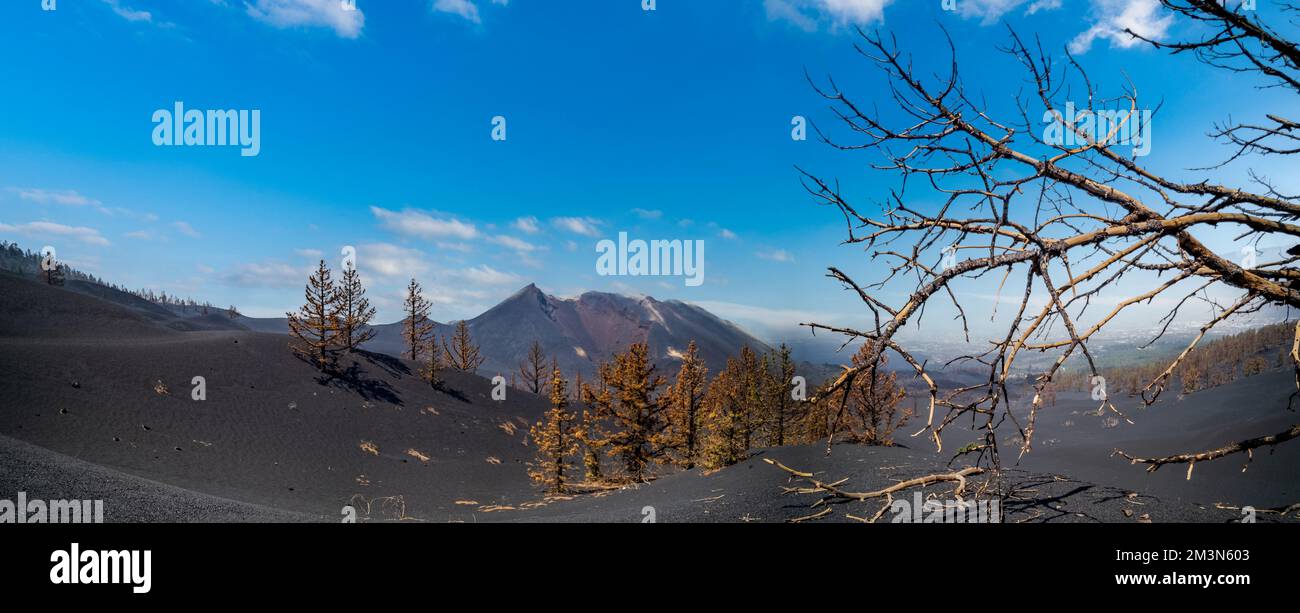 Cumbre Vieja volcan catastrophe panorama avec le crahre et la cendre Banque D'Images
