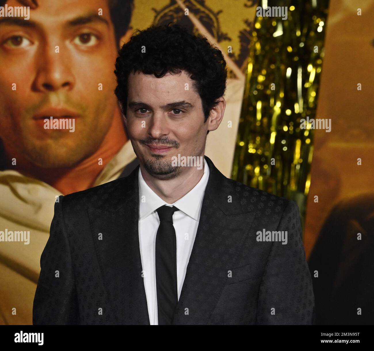 Los Angeles, États-Unis. 15th décembre 2022. Le réalisateur Damien Chazelle assiste à la première de la comédie dramatique 'Babylone' au Musée du mouvement de l'Académie, jeudi 15 décembre 2022. Scénario : une histoire d'ambition démesurée et d'excès scandaleux, elle retrace la montée et la chute de plusieurs personnages au cours d'une ère de décadence et de dépravation débridées au début d'Hollywood. Photo de Jim Ruymen/UPI crédit: UPI/Alay Live News Banque D'Images