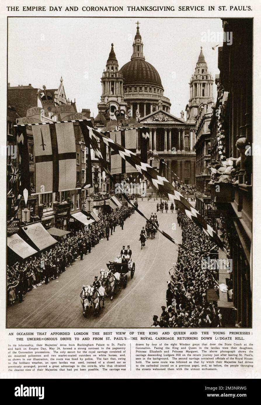La calèche royale revenant sans cérémonie de la cathédrale Saint-Paul après le service d'action de grâce du jour de l'Empire et du couronnement, comme assistant par le roi George VI, sa femme (plus tard la reine mère) et deux filles. 24 mai 1937 Banque D'Images