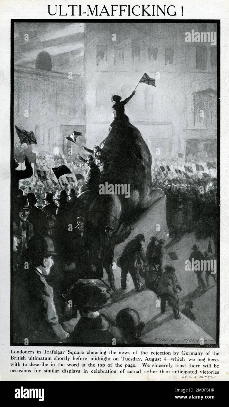 Les Londoniens applaudissent à Trafalgar Square quand la nouvelle éclate que l'Allemagne avait rejeté l'ultimatum britannique, et que les deux pays étaient donc en guerre. Date : 4 août 1914 Banque D'Images