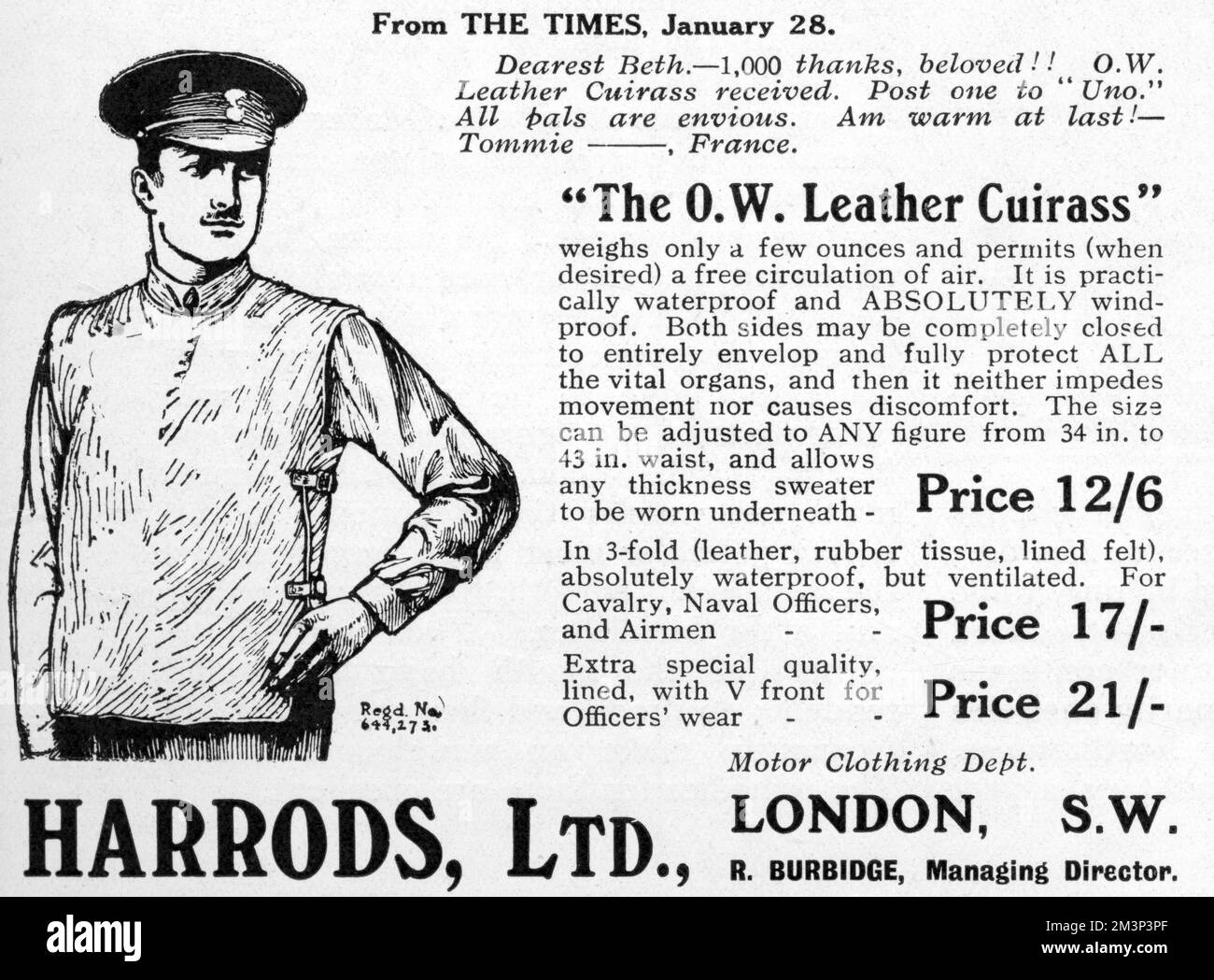 Publicité de Harrods de 1915, spécifiquement pour le 'O.W. Cuir Cuirass', une sorte de jerkin de protection - imperméable, coupe-vent et une fois fixé complètement, protège entièrement TOUS les organes vitaux. Date: 1915 Banque D'Images