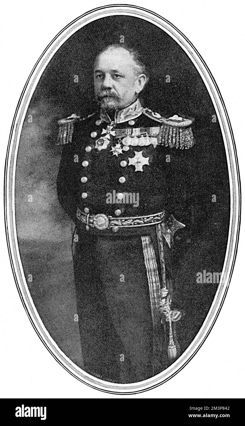 L'amiral Sir Percy Moreton Scott, 1st Baronet (10 juillet 1853 18 octobre 1924) est un officier de la Royal Navy britannique et un pionnier dans la force navale moderne. Photographié en septembre 1915, à la suite d'un raid de Zeppelin à Londres, alors qu'il a été chargé par le Premier Seigneur, Arthur Balfour, d'établir la zone de défense aérienne de Londres pour défendre Londres contre la menace croissante d'attaques aériennes. Date: 1915 Banque D'Images