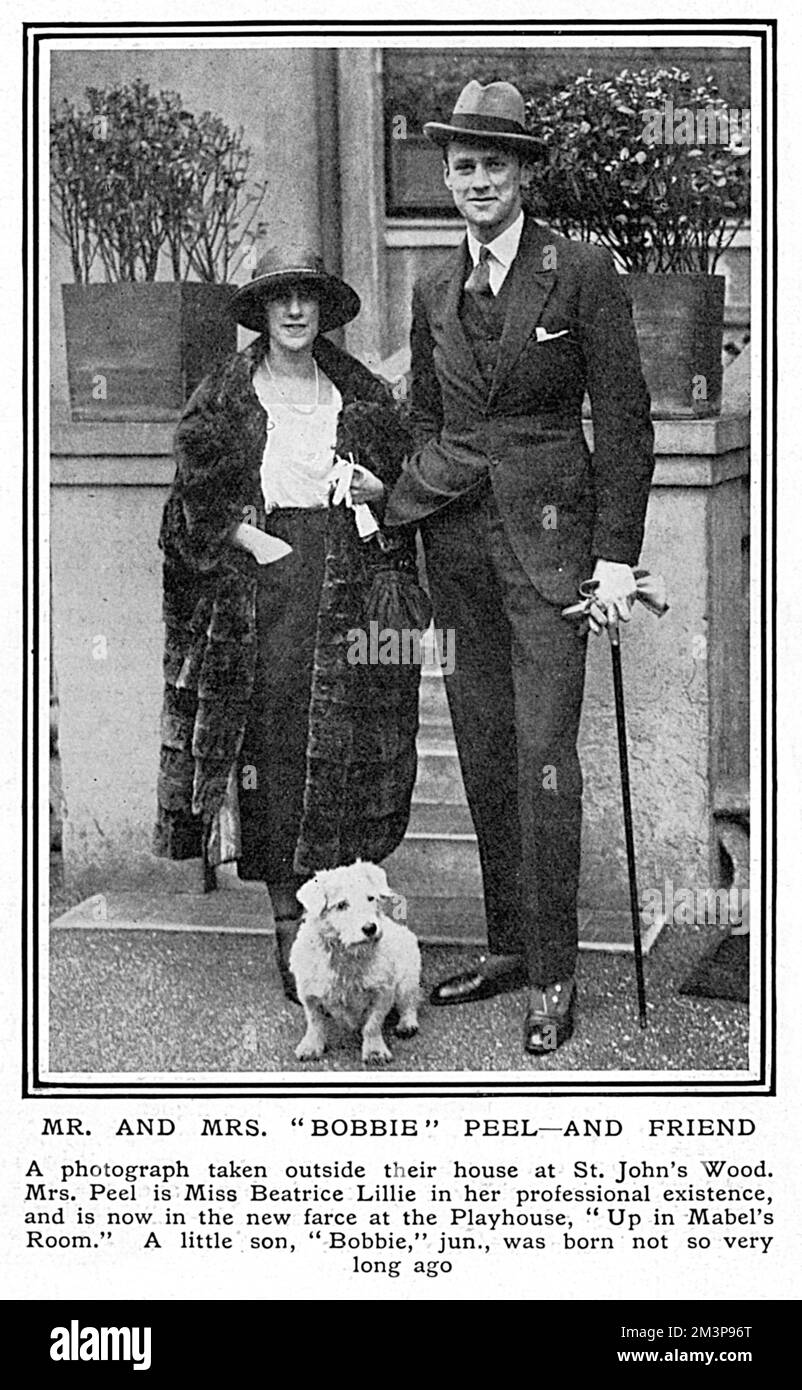 Beatrice Lillie (1894 - 1989) actrice britannique, alias Lady Peel, avec son mari Robert Peel, qui a plus tard réussi à la baronetcy de son père en 1925. Date: 1921 Banque D'Images