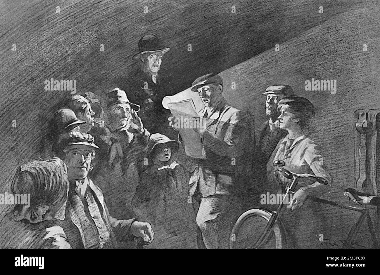 Un petit groupe de villageois britanniques, ayant reçu un journal contenant les termes de l'Armistice, signalant la fin de la première Guerre mondiale, se rassemblent sur un village vert pour entendre les nouvelles, lire avec l'aide de la torchlight. Date: 1918 Banque D'Images