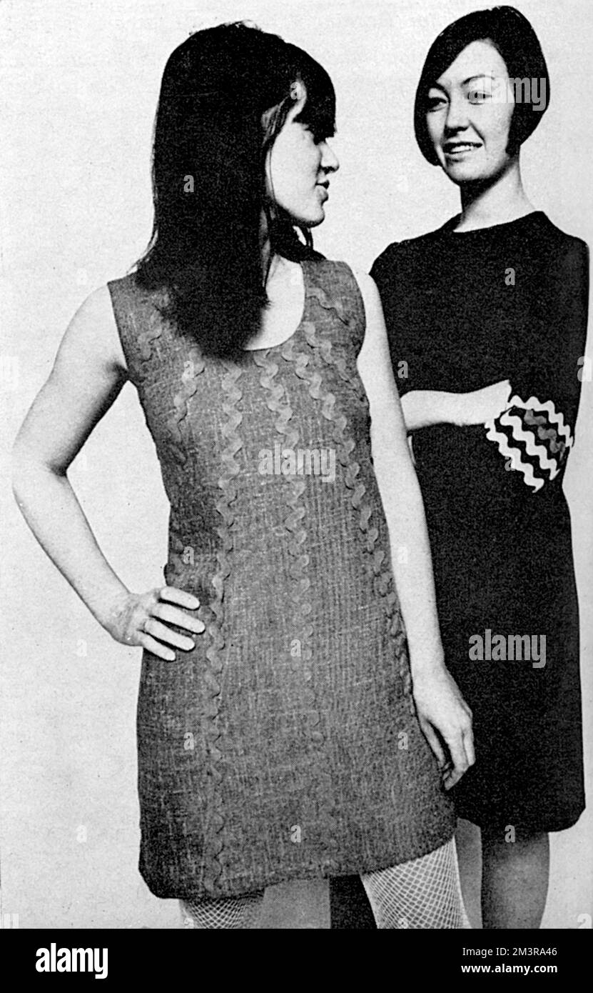Anne Ballantyne et Rosemary Flegg, mode des années 1960 Banque D'Images