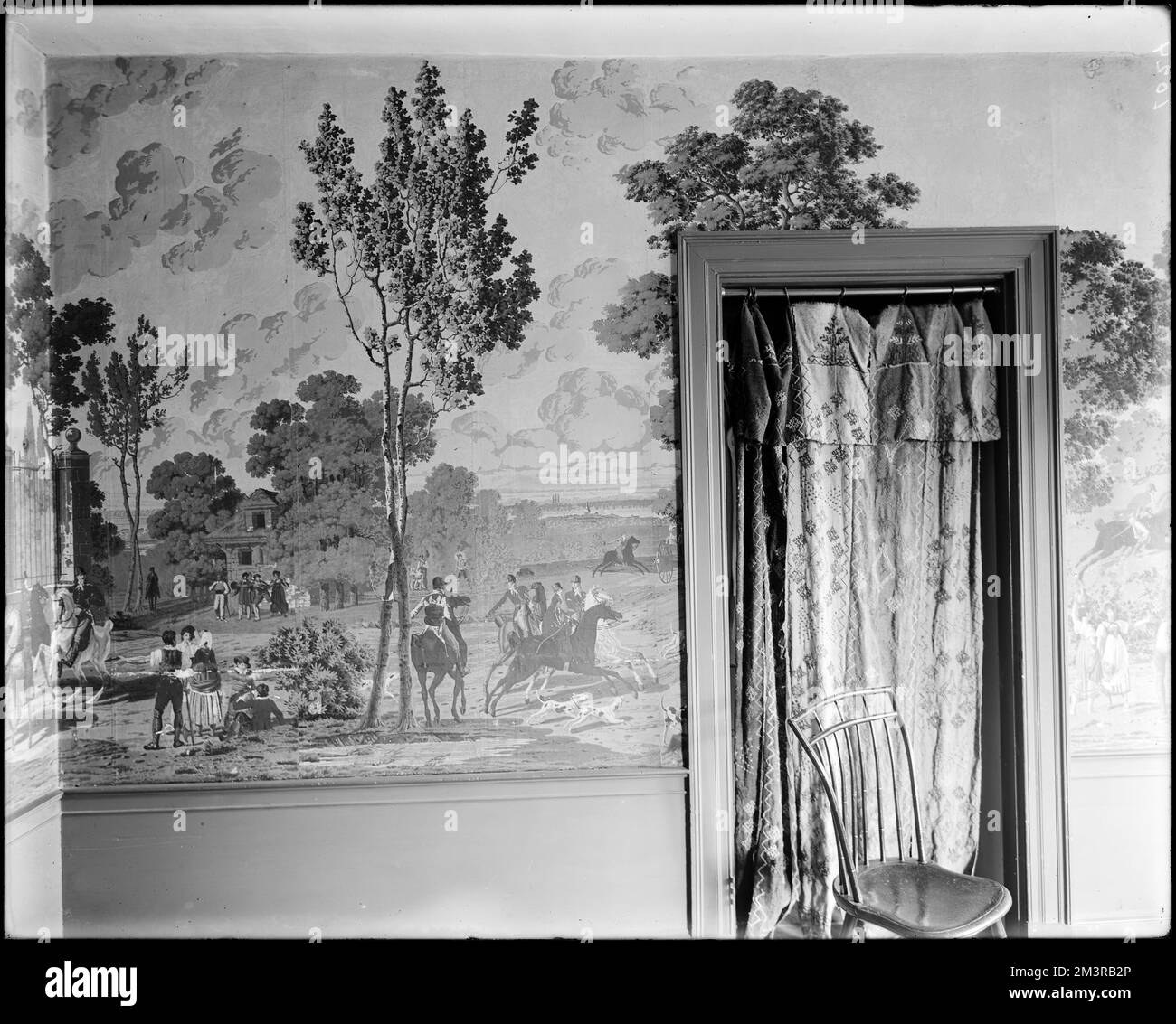 Salem, 13 Washington Square, détail intérieur, papier peint , Maisons, Intérieurs, papiers peints, portes et embrasures. Collection de négatifs sur plaque de verre de Frank cousins Banque D'Images