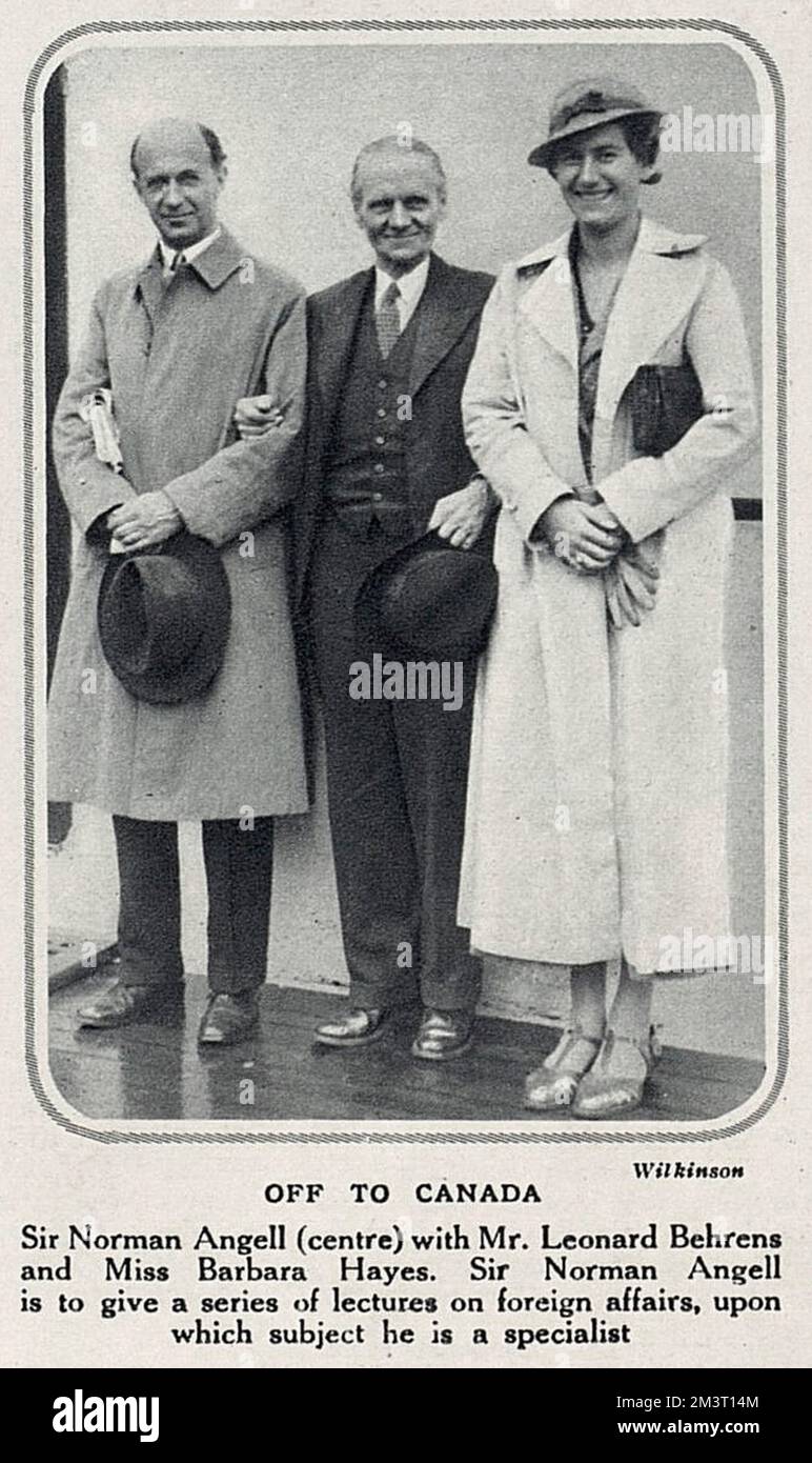 Sir Norman Angell et Leonard Behrens avec Mlle Barbara Hayes à bord d'un navire en route vers le Canada où Sir Norman devait présenter une série de conférences sur les affaires étrangères. Banque D'Images