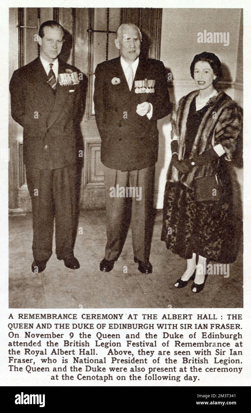 La reine Elizabeth II et le duc d'Édimbourg rencontrent le président de la Légion britannique Sir Ian Fraser avant le Festival du souvenir au Royal Albert Hall. Banque D'Images