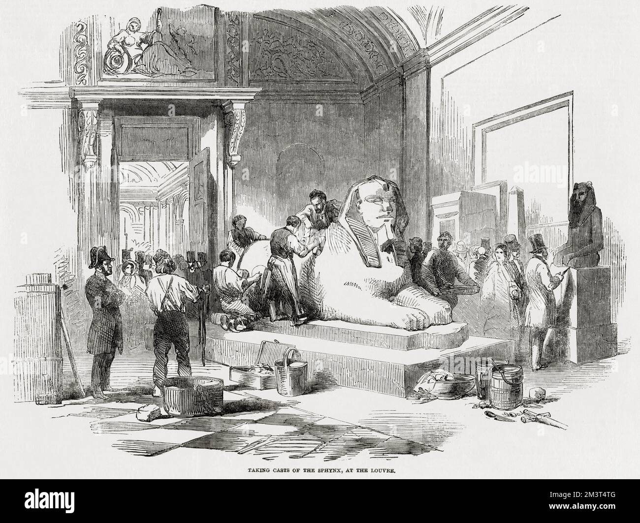 Prendre des moulages de l'colossal Sphynx (Sphinx), fait de granit rose, au Louvre à Paris pour la Cour égyptienne du Palais de Cristal à Sydenham. Banque D'Images
