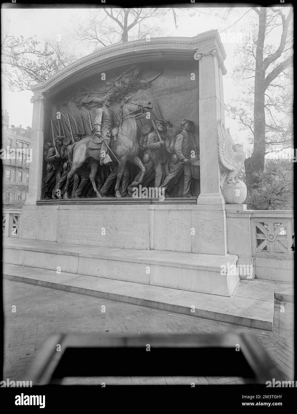 Monument Shaw en face de la Maison d'État, monuments et monuments commémoratifs, sculpture, sculpture publique, Shaw, Robert Gould, 1837-1863. Collection Leon Abdalian Banque D'Images