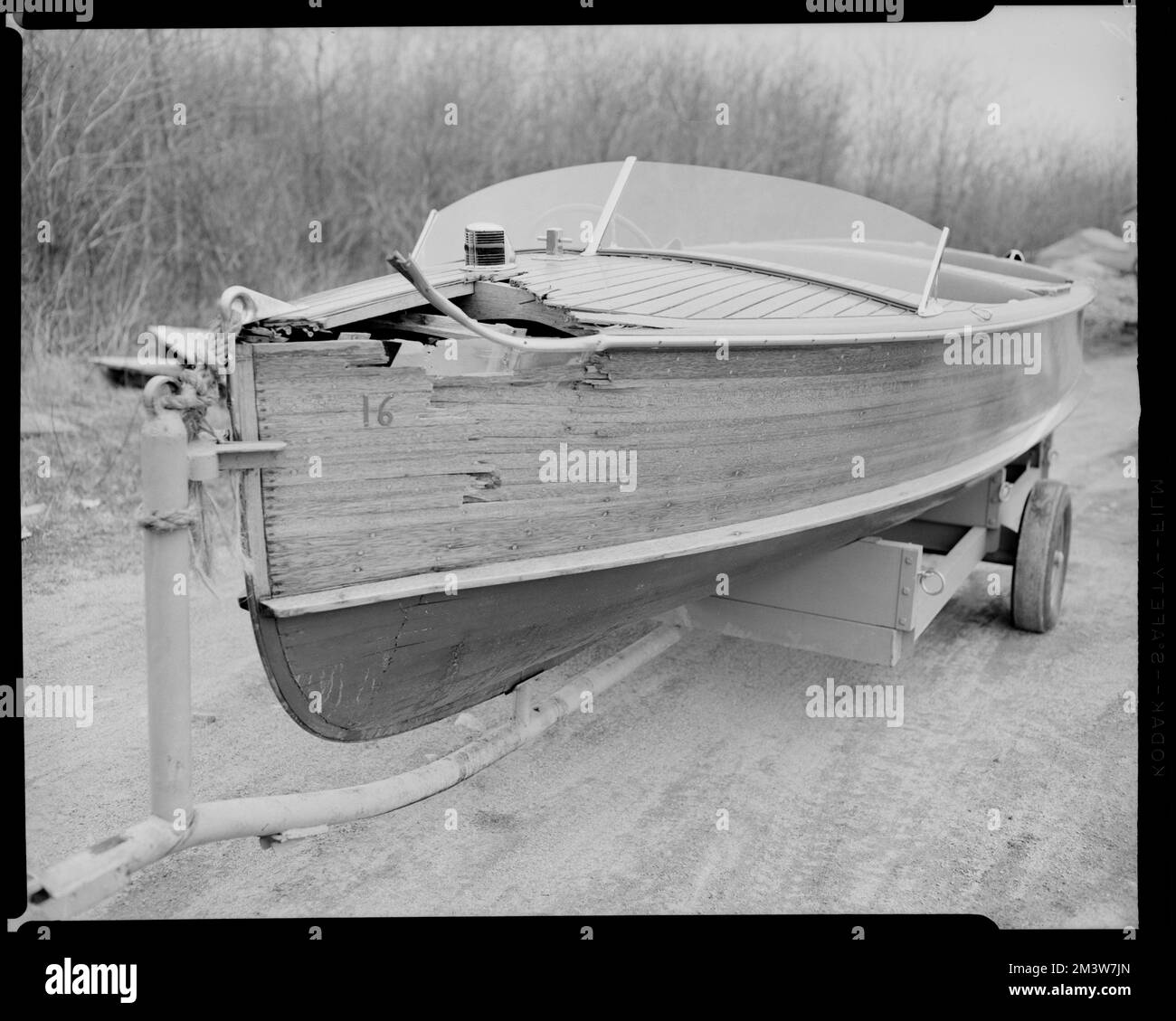 Steve Amos. Dommages - bateau, entier , accidents, bateaux. Collection Leon Abdalian Banque D'Images