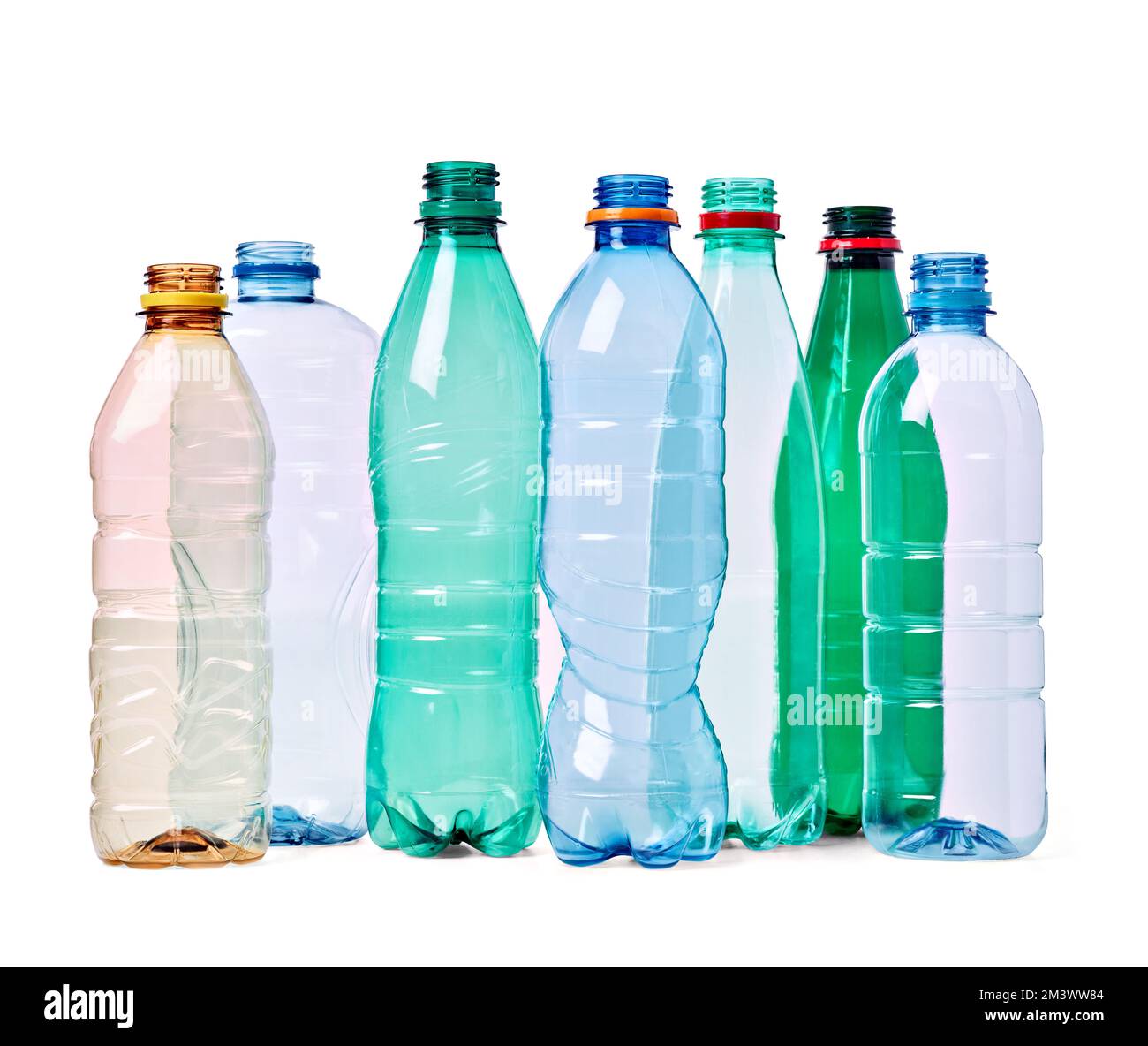 bouteille en plastique vide conteneur de recyclage transparent environnement de l'eau boisson poubelle Banque D'Images