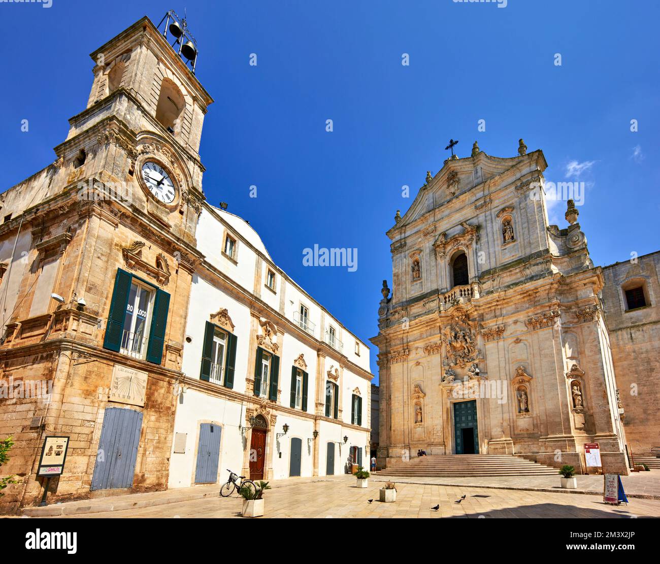 Pouilles Italie. Martina Franca. Piazza Plebiscito et la cathédrale. Basilique S. Martino Banque D'Images