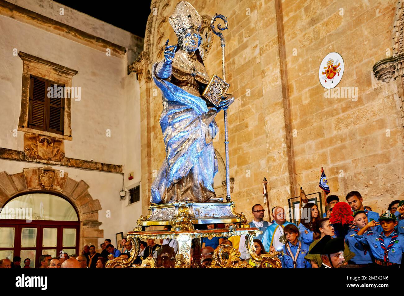 Pouilles Italie. Ostuni. Festival de Saint Orontius. Procession avec la statue du Saint Banque D'Images